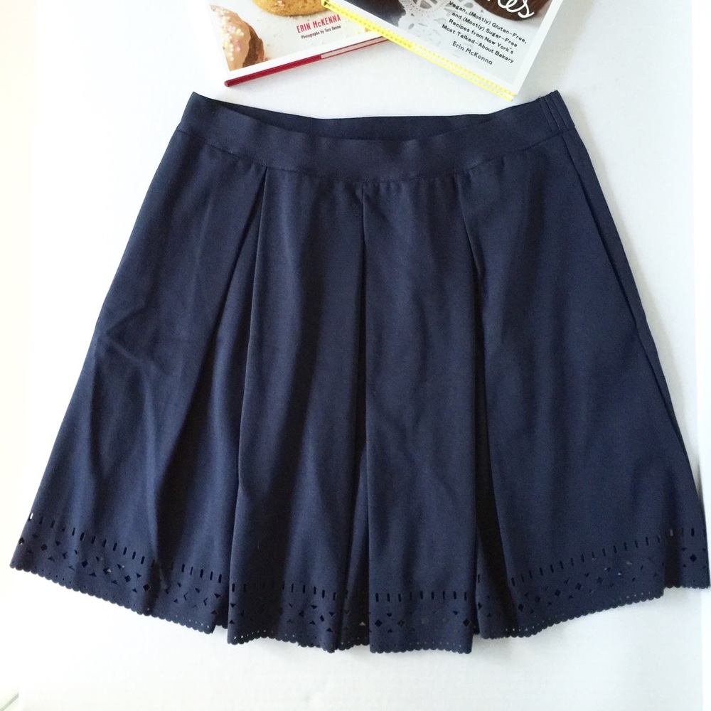Max Studio Laser-Cut Pleated Skirt